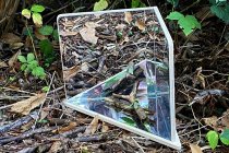 WOODEN 4 WAY MIRROR